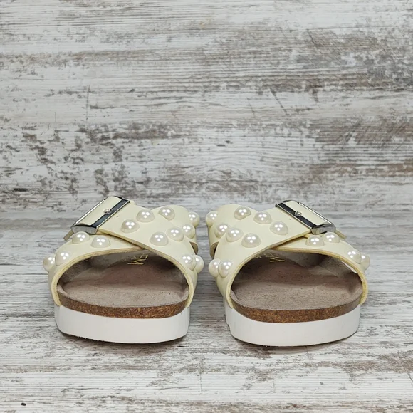 đ§NWOT Ethem Genuins Cream Pearl Slide Sandal - Picture 6 of 16
